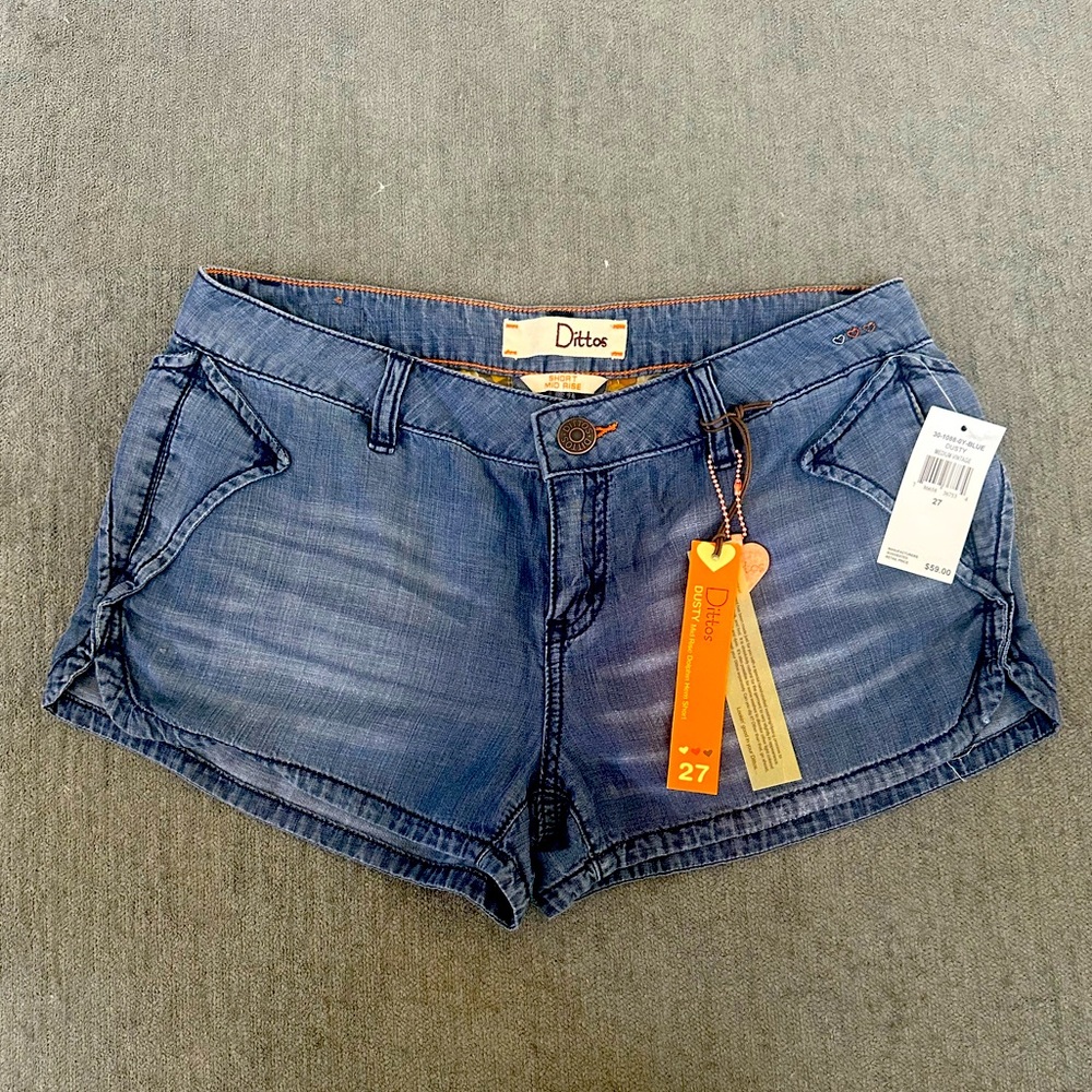 Dittos mid rise women's shorts
